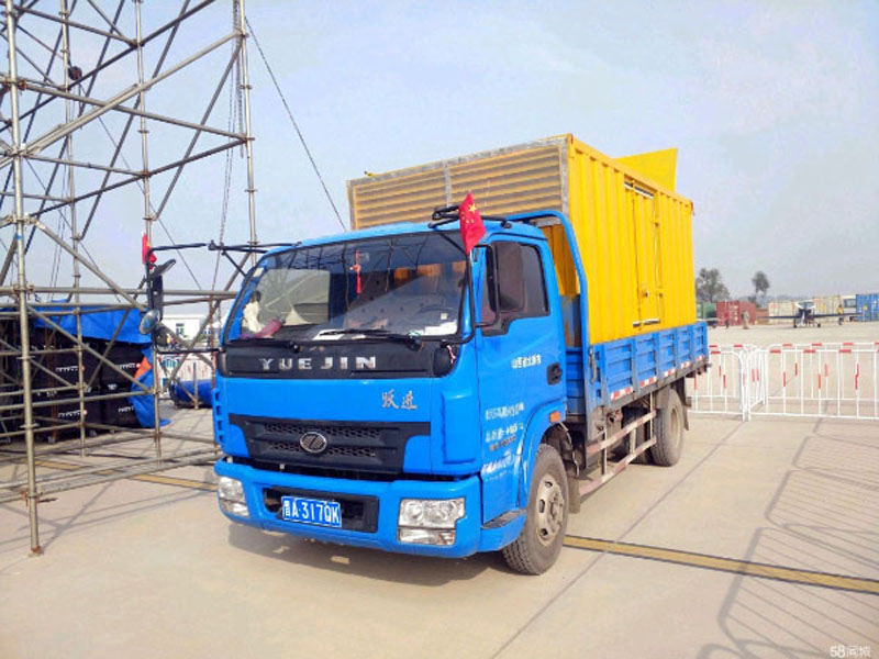 精河800KW柴油发电机组油耗是多少？