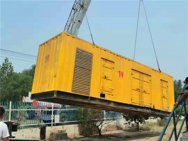 精河300KW柴油发电机组油耗是多少？
