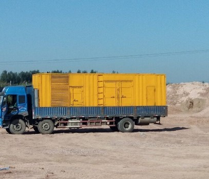 精河发电机出租如何判断柴油发电机冷却液是否需要更换？