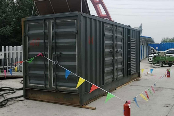 精河发电机租赁空气滤清器多久更换一次？