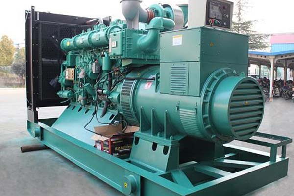 精河工厂发电机应急发电中如何优化燃油储备管理？