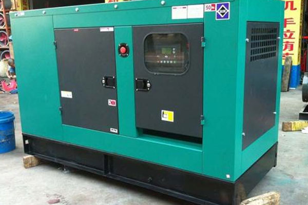 精河如何检查机油的使用时间？