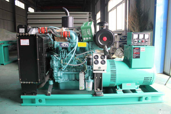 精河如何判断机油是否需要更换？